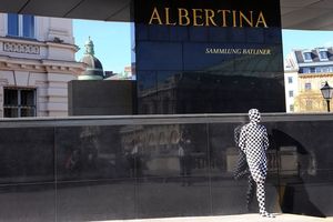 Chessman visits Albertina
